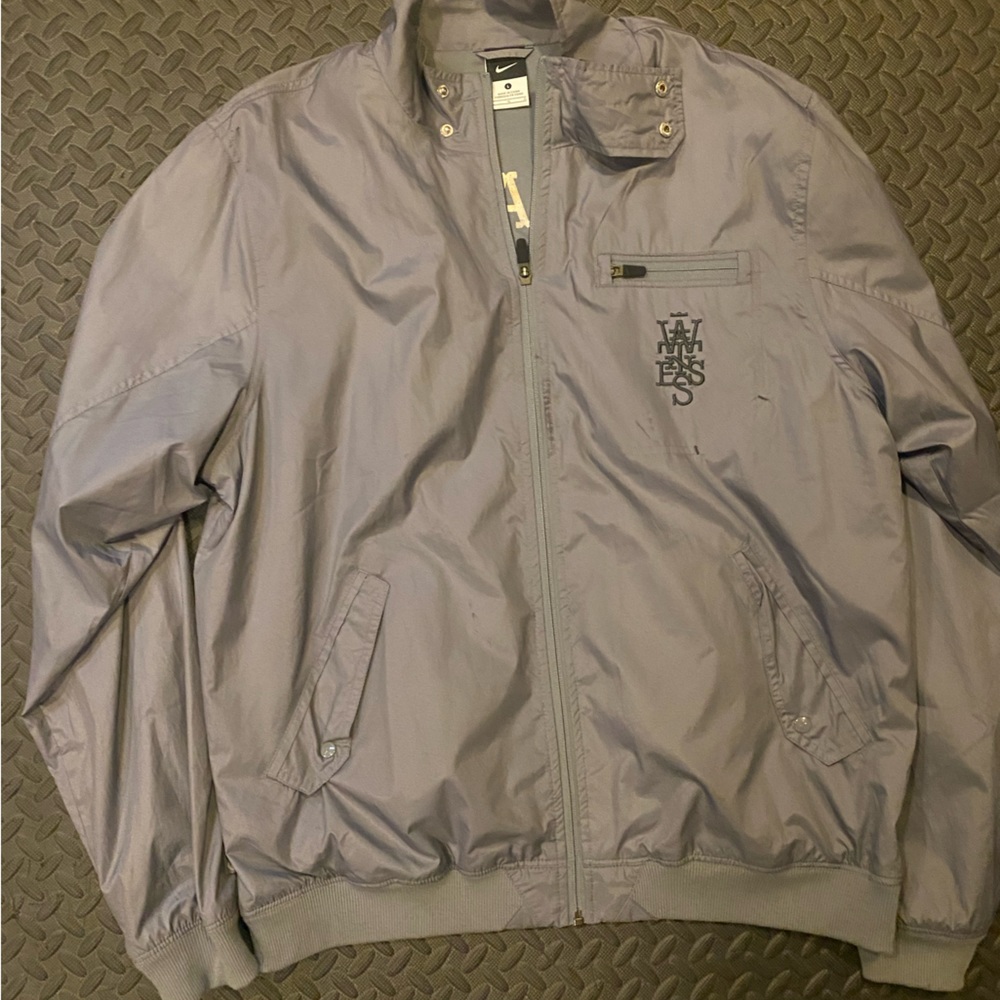 Vintage Nike Lebron James Witness Gray Windbreaker jacket size large